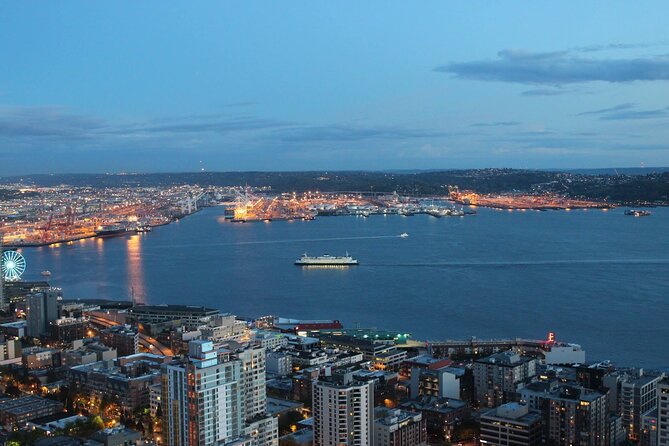 5-hour Seattle and Suburbs Attractions Tour - Bellevue pickup and the private-vehicle flow