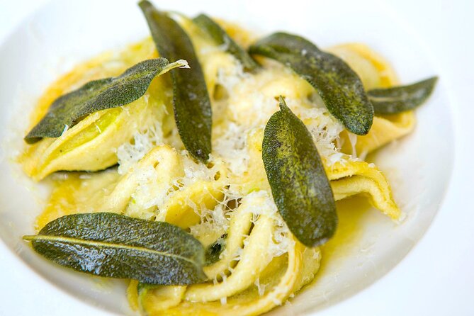 Authentic Italian Cooking Class in Seattle (5-Course Meal) - Location near Renton: where you’ll meet and how it ends