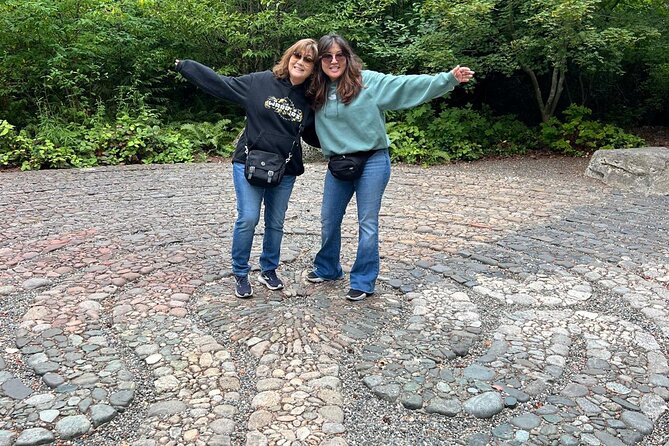 Bainbridge Island Discovery Tour - Stop 3: Halls Hill Lookout and Labyrinth for a calmer island pause