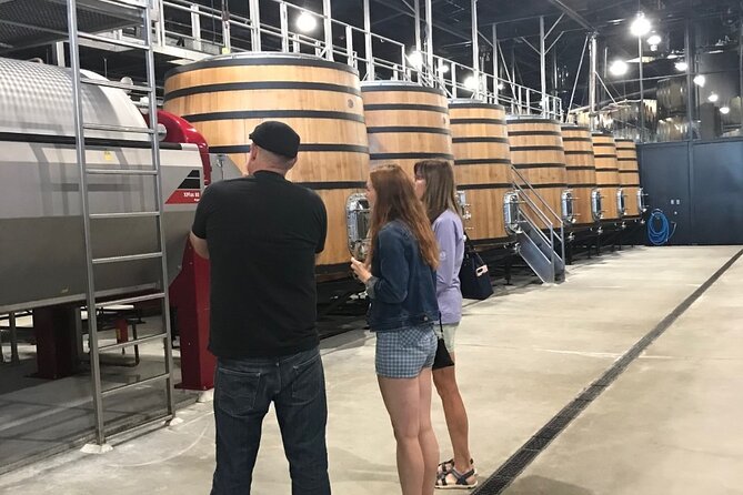 Bon Vivant Woodinville Wine Tasting Tour - Transportation, comfort, and the 13-person max that keeps it manageable