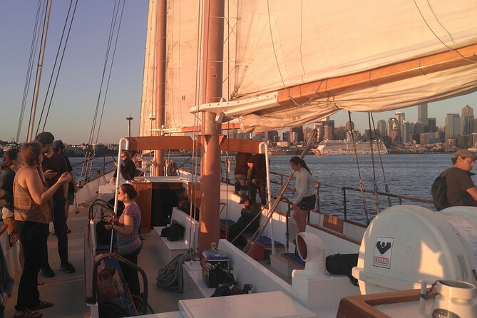 Evening Colors Sunset Sail Tour in Seattle - Beverage, sunset timing, and the fun extras