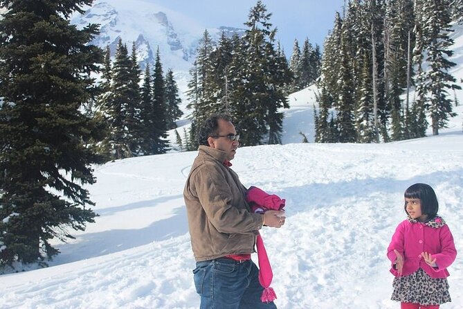 Explore Mt. Rainier National Park with a Local Guide - Stop 1: the entrance-area breakfast break and where the guide sets the tone