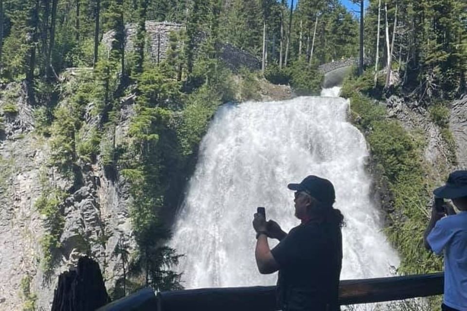 From Seattle: Full-Day Mt Rainier National Park Tour - Seattle Pickup to Rainier: Why the Small Group Matters