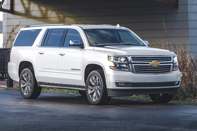 From Seattle: Private Seattle City Tour - Your ride and pickup: comfortable car plus real time-saving