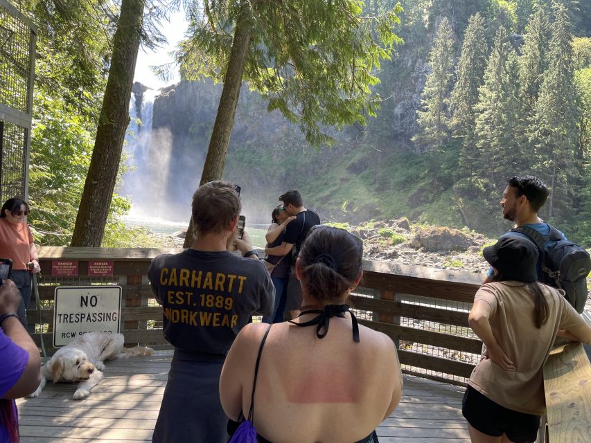 From Seattle: Snoqualmie Falls and Wineries Tour w/ Transfer - What to bring (so you’re comfortable all day)
