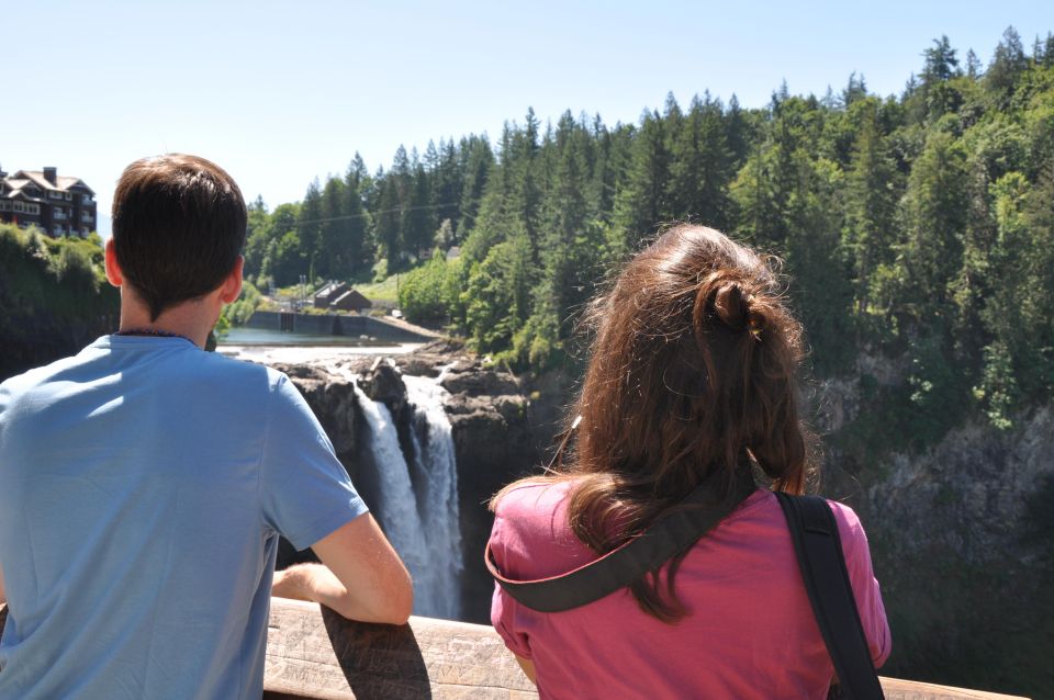 From Seattle: Snoqualmie Falls and Wineries Tour w/ Transfer - Snoqualmie Falls: plan your hour for the best views