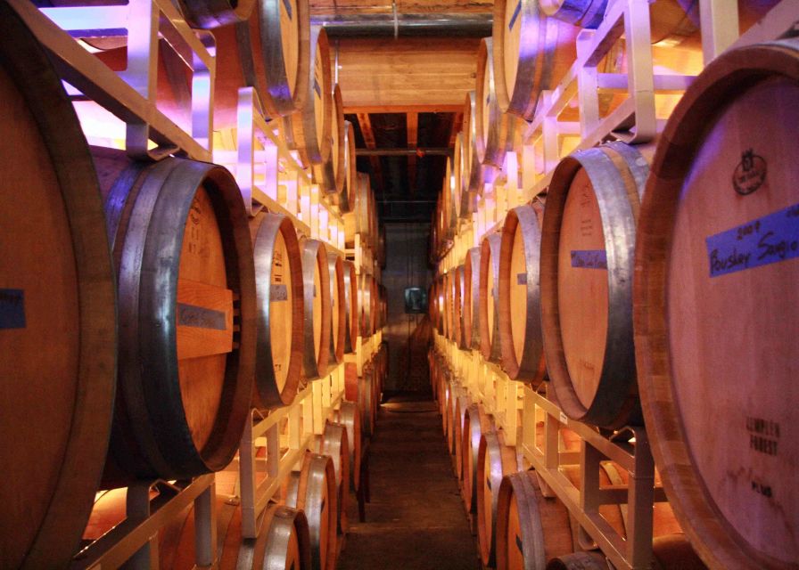 From Seattle: Snoqualmie Falls & Woodinville Wine Tasting - Lunch picnic: family-style eating that keeps your day on track