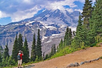 Full-Day Mt Rainier National Park Private Tour in SUV - Stop 1: Breakfast on the way to Rainier’s entrance