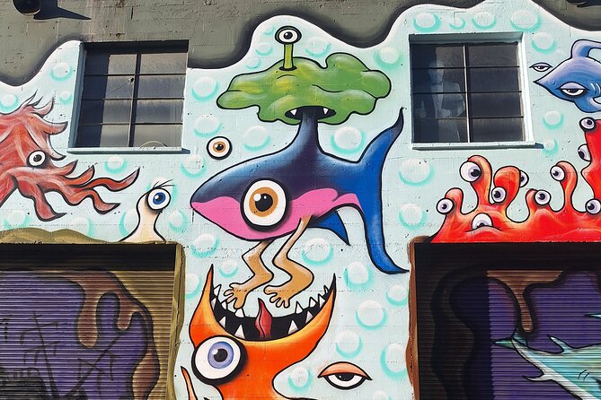 Henry Art Tours-Come See the Fun Side of Seattle Art/Pubs/History - The Seattle Waterfront Marketplace and Henry’s Hidden Wizard Gallery