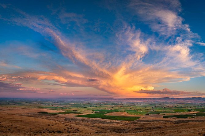 Hike Mt. Rainier & Taste Yakima Valley Wine: All-Inclusive Day Tour from Seattle - Value check: what $367 buys you (and what you’ll still pay attention to)