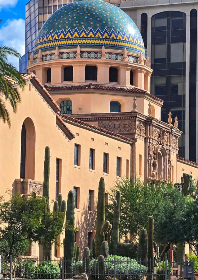Historic Tucson Walking Tour - Haunted Hotel Congress: Local Lore You Can Point At