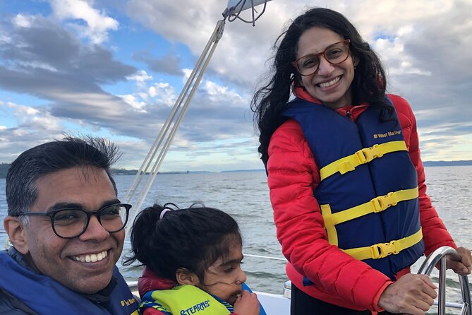 Mid-Day & Sunset Sailing on Seattle's Majestic Puget Sound - Onboard comfort: what’s included and why it matters in Seattle wind