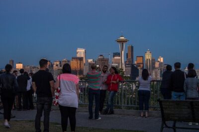 Night Tour of Seattle - Meet at 600 Broad St at 6:00 pm (and arrive early)