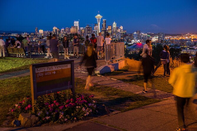 Night Tour of Seattle - Alki Beach skyline stop: 15 minutes, admission free