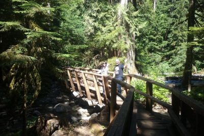 Private Cascade Mountains and Waterfalls Tour from Seattle - Stop 1: Snoqualmie Falls and That 268-Foot First Wow
