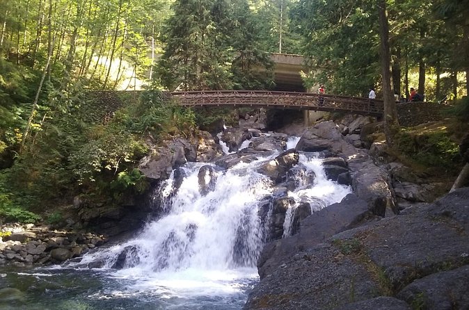 Private Cascade Mountains and Waterfalls Tour from Seattle - Stop 3: Leavenworth Bavarian Town With 2 Hours to Spend