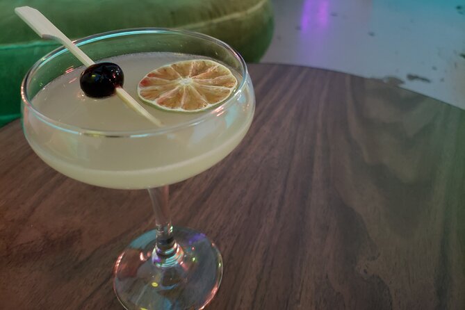 Private Seattle Cocktail Tour - Tips that make the Fremont bar-and-art vibe click