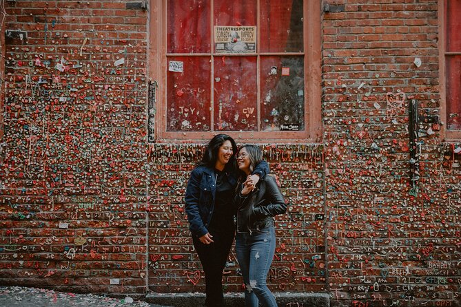 Private Vacation Photography Session with Photographer in Seattle - The photographer factor: hand-picked locals who keep it moving