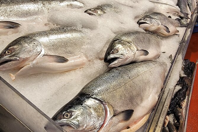 Savor the Sea: Guided Seafood Tasting at Pike Place Ma - Why a Chef-Led Pike Place Seafood Walk Works Fast