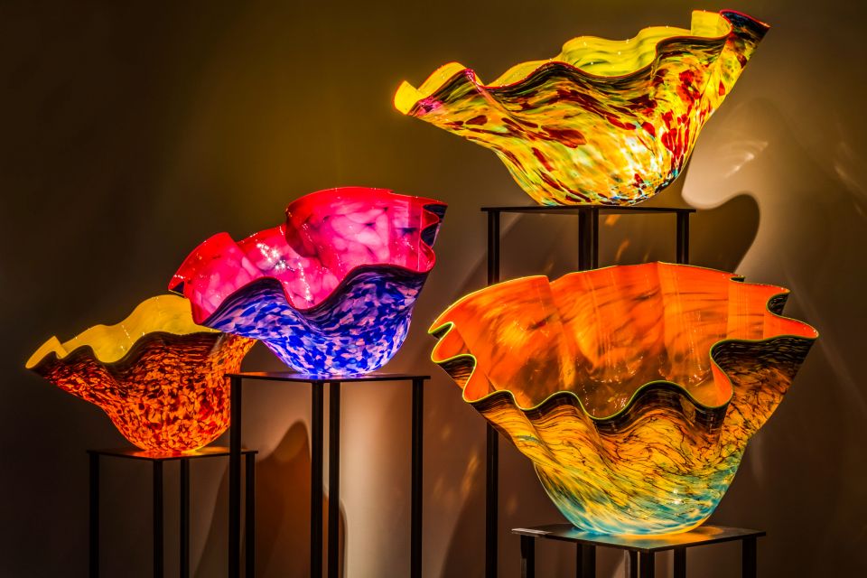 Seattle: Chihuly Garden and Glass Entry Ticket - When to go: catch more of the program, avoid crowd stress