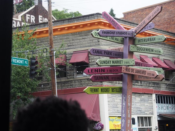 Seattle City Highlights Tour - Pioneer Square and Waterfall Garden Park: Seattle’s Oldest Corner in Small Bites