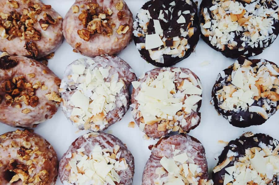 Seattle: Guided Delicious Donut Tour with Tastings - Stop 1: Top Pot Doughnuts, the easy kickoff