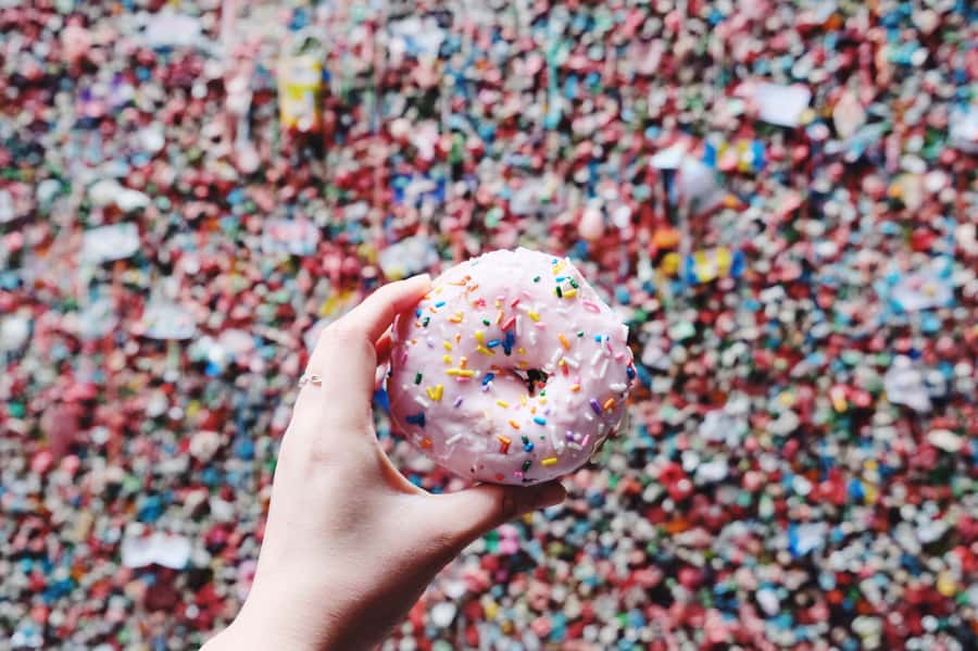 Seattle: Guided Delicious Donut Tour with Tastings - Stop 2: Dahlia Bakery and classic Seattle donut styles