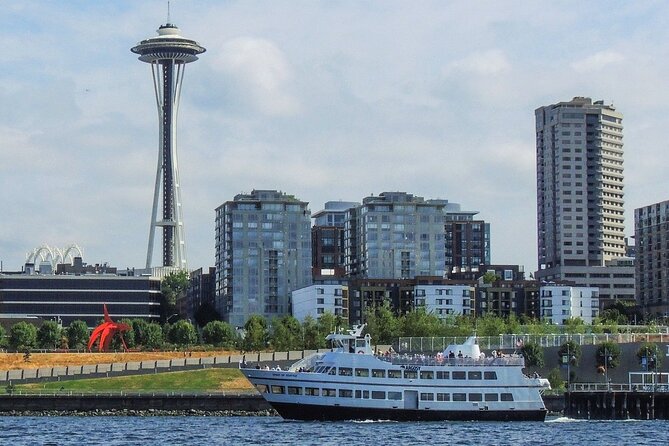 Seattle Half Day Tour with Space Needle, Boat Ride & Underground - The city drive-bys: Smith Tower, Seattle Art Museum, Pike Place