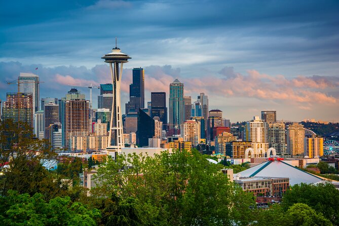 Seattle Half Day Tour with Space Needle, Boat Ride & Underground - Kerry Park finale: the skyline photo payoff