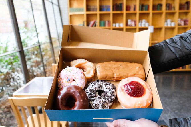Seattle Holiday Donut Adventure & Walking Food Tour - Pike Place Market: hot chocolate plus a quick market orientation