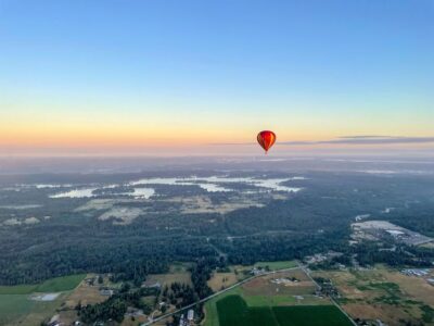 Seattle: Mt. Rainier Sunset Balloon Ride with Champagne - Getting There: Meeting at the Casino and Timing Your Check-In