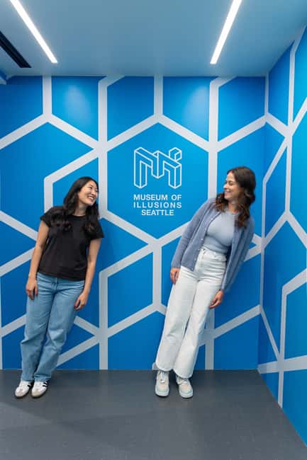 Seattle: Museum of Illusions Entry Ticket - Quick hits before you go