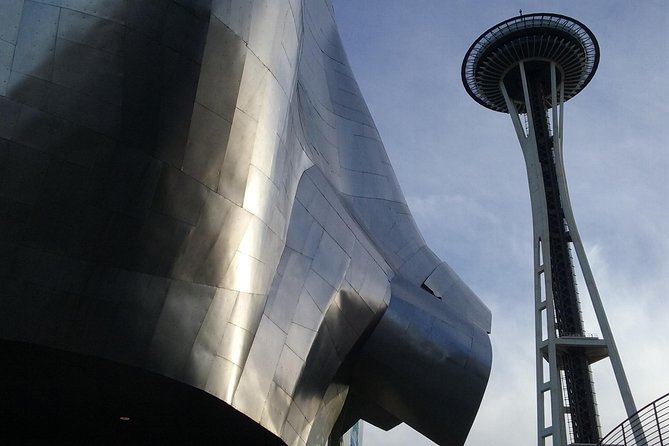 Seattle Private Tour for 2-5 - Pioneer Square: old streets, 45 minutes, and easy wins