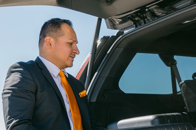 Seattle Roundtrip Chauffeur Driven Airport Transfer - Getting from SEA to Seattle in about 30–40 minutes (and why that range matters)