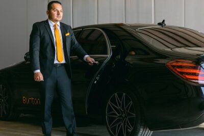 Seattle Roundtrip Chauffeur Driven Airport Transfer - Door-to-door service: where the value really shows up