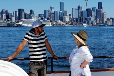 Seattle Sailing Harbor Tour - Stop-by-stop: Waterfront and the Space Needle postcard angle