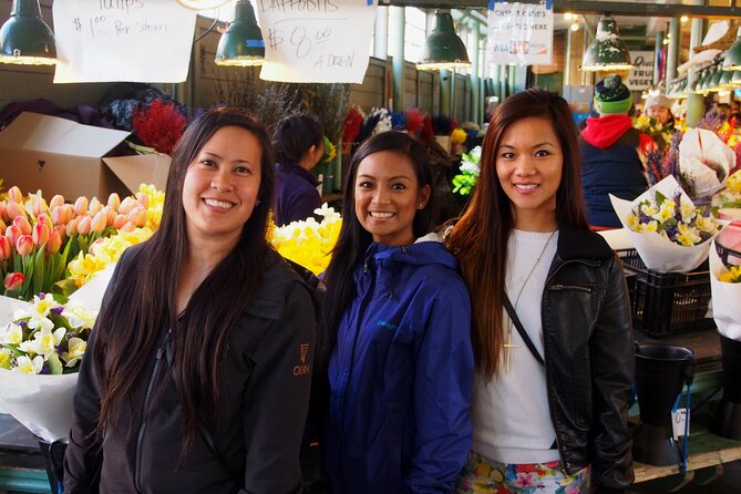 Seattle Sightseeing City Tour with Hotel Pick-up - Pioneer Square, Waterfall Garden Park, and the Klondike Gold Rush stop