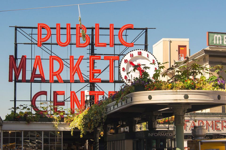 Seattle: Signature Cocktail Tour - Stop 1: underground music scene vibes and a first sip that sets the tone