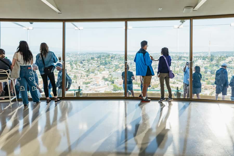 Seattle: Space Needle & Chihuly Garden and Glass Ticket - Audio tour, photo downloads, and the daily talks