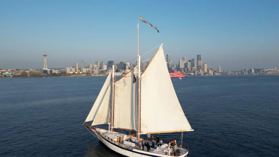 Seattle: Tall Ship Harbor Cruise - Helping the Wind: Raising Sails, Steering, and That Classic Schooner Feeling