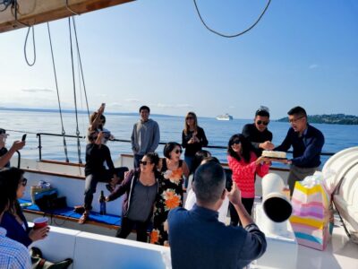 Seattle: Tall Ship Harbor Cruise - Two Hours of Seattle Views: Space Needle, Smith Tower, and Mountain Air