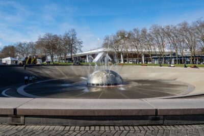 Seattle Time Travel Exploration Game and Tour - Your Route Starts at Elliott Bay: Father and Son Fountain to Pacific Science Center