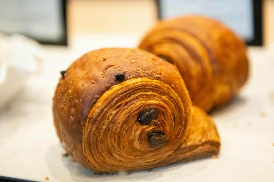 Seattle: Wine, Cheese and Chocolate Pairing Tour - Cheese, Chocolate, and Bread: What You Should Pay Attention To