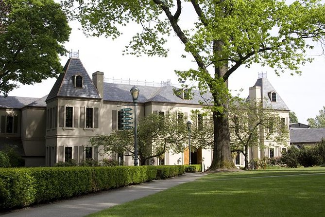 Seattle Wine & Snoqualmie Falls Highlights Tour - Chateau Ste. Michelle Winery: big-name history with time to enjoy the grounds
