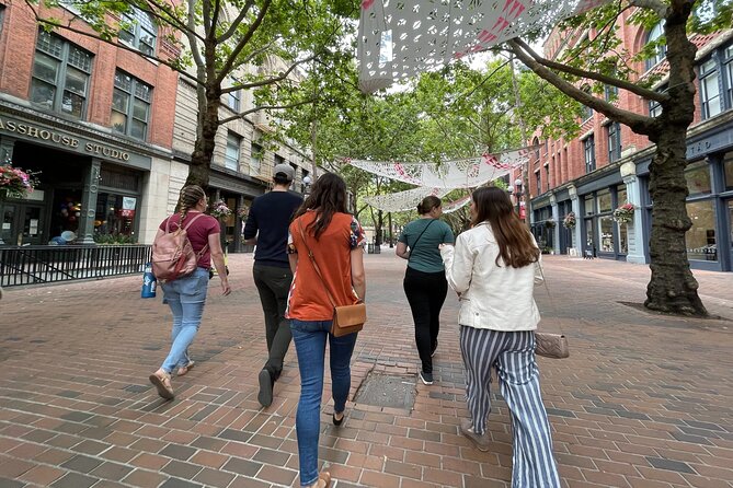 Show Me Seattle On Foot Downtown Walking Tour - Two Hours of Seattle Icons, Built for First-Time Orientation