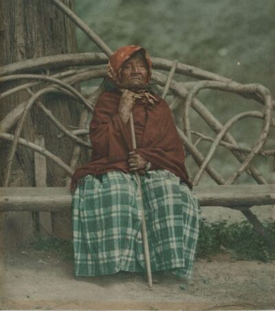 Six Women - A Historical Walking Tour - Meeting Point and Tour Basics: What Your Time Actually Looks Like