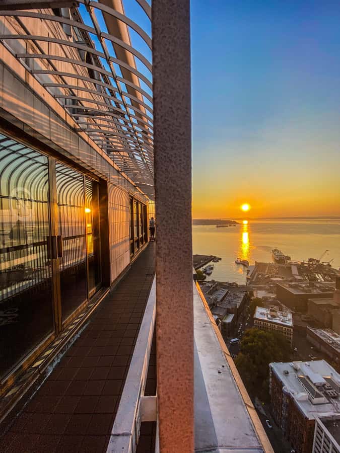 Smith Tower: Observatory Access Ticket - Timing and Capacity Rules You Should Actually Plan Around