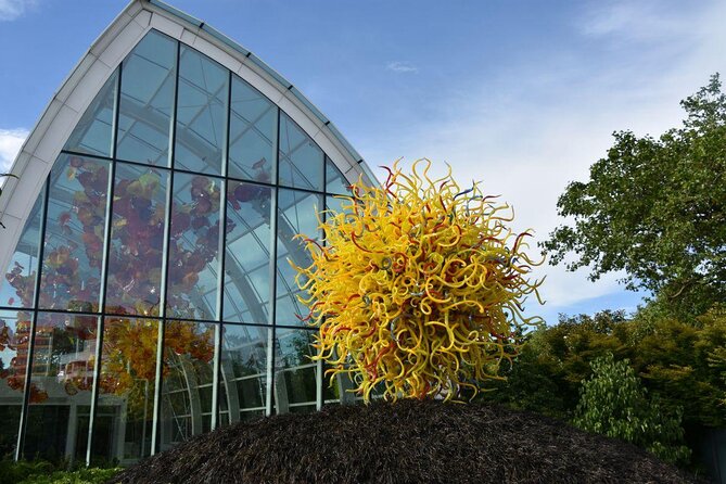 Space Needle and Chihuly Garden and Glass Combination Ticket - Why these two Seattle icons work well together
