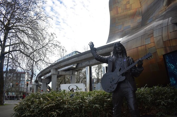 Space Needle & Seattle Center Small Group Private Walking Tour - What your private guide actually changes