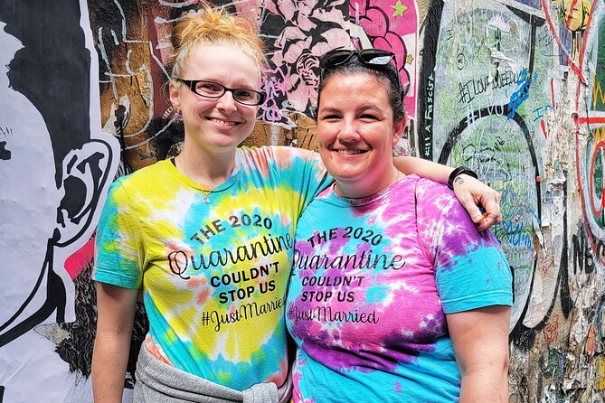 Spirits Unleashed: Ghost Hunting and Booze at Pike Place Market - Dark Hallways and Market Maze Energy